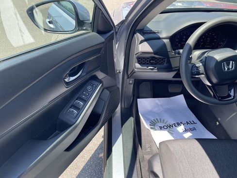 Used 2023 Honda Accord LX image 2