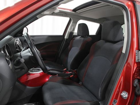 Used 2014 Nissan Juke SV image 5