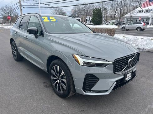 Certified 2025 Volvo XC60 B5 Plus image 6