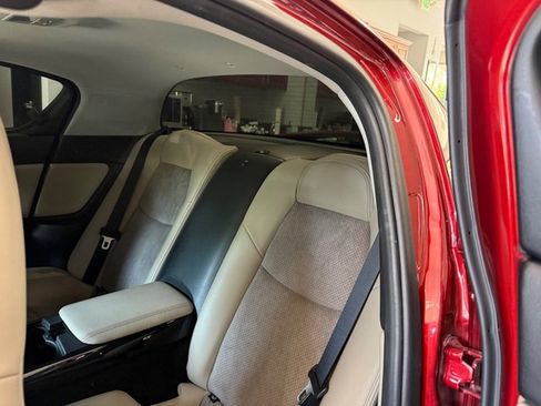 Used 2006 MAZDA RX-8 w/ Shinka Special Edition Pkg RWD image 5