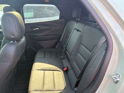 Used 2025 Chevrolet TrailBlazer ACTIV w/ Convenience Package FWD image 22