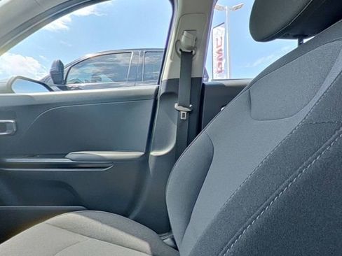 Used 2025 Kia K4 FWD image 24