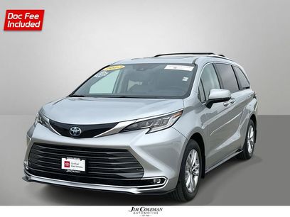 Certified 2023 Toyota Sienna Limited