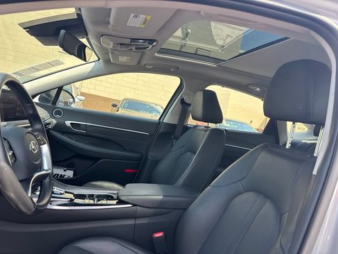 Certified 2023 Hyundai Sonata Limited FWD image 30