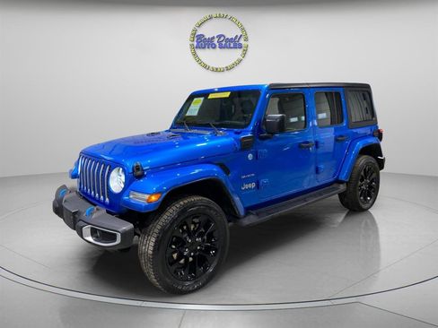 Used 2022 Jeep Wrangler Unlimited Sahara w/ Cold Weather Group image 1