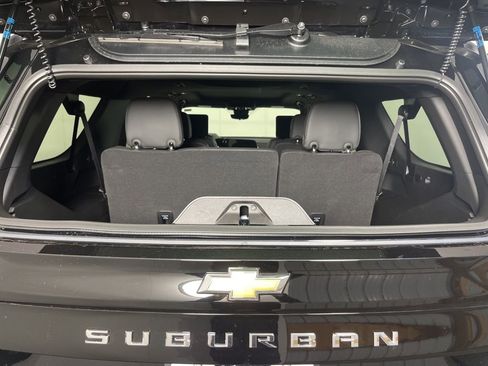 New 2026 Chevrolet Suburban High Country AWD/4WD image 21