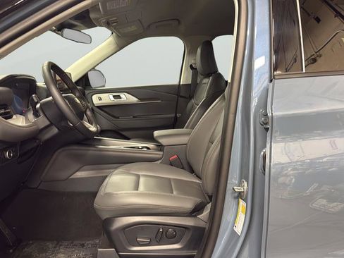 New 2026 Ford Explorer Active w/ Active Comfort Package image 28