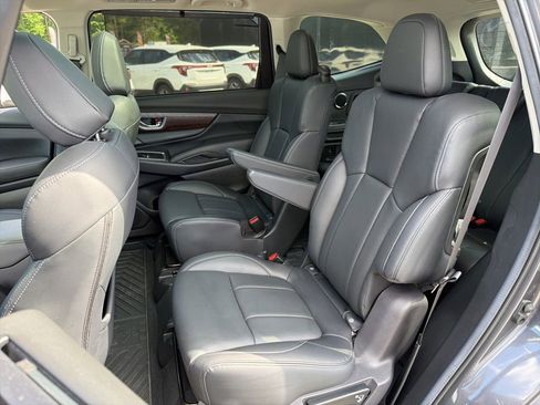 Used 2024 Subaru Ascent Touring AWD/4WD image 21