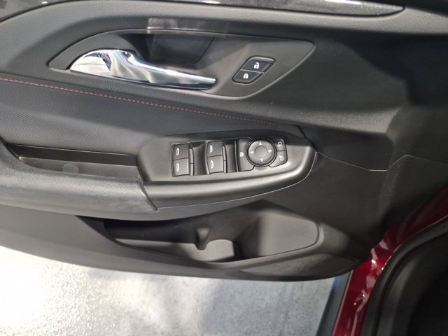 Used 2022 Chevrolet TrailBlazer RS FWD image 11