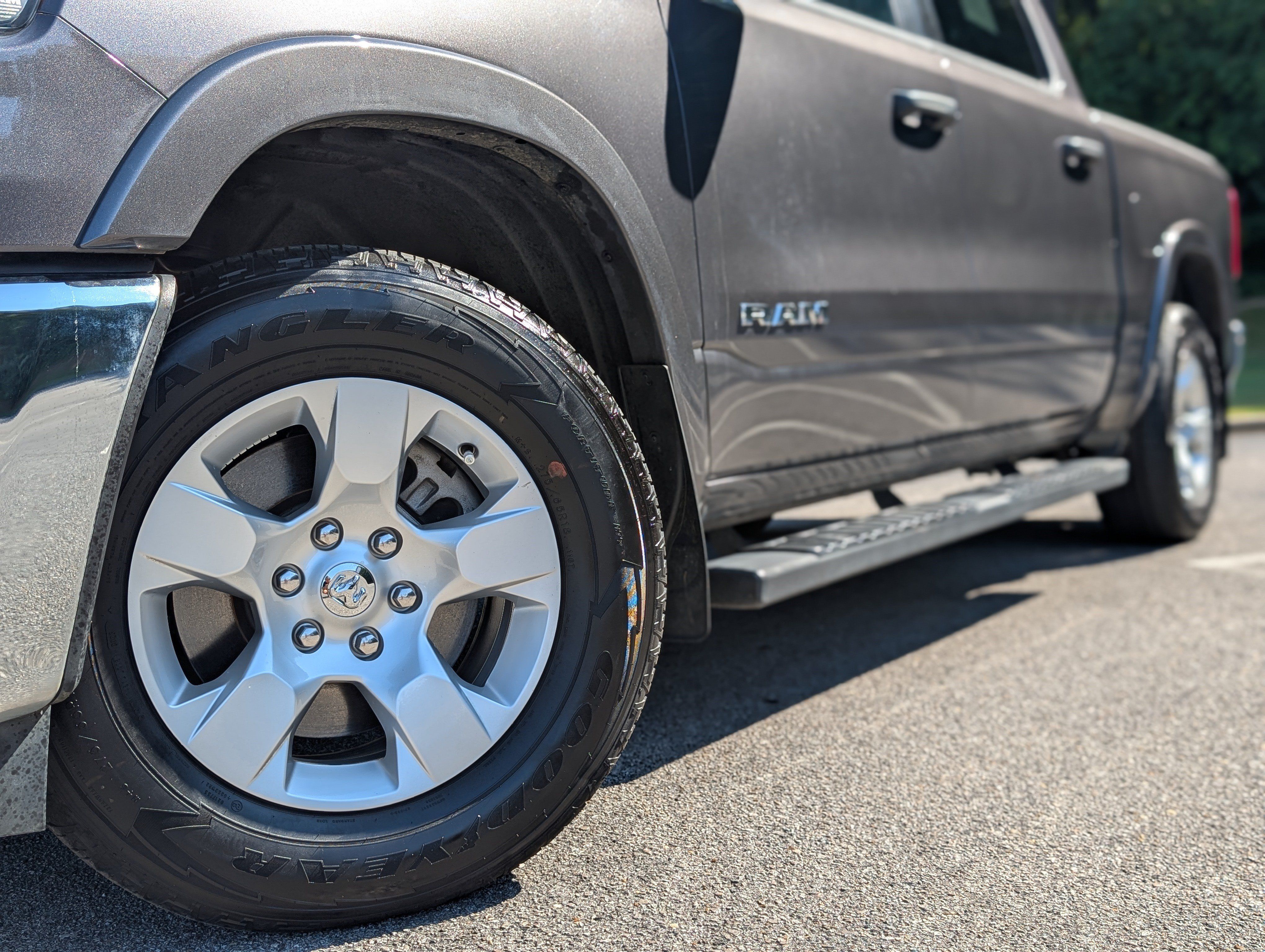 Used 2025 RAM 1500 Big Horn AWD/4WD image 33