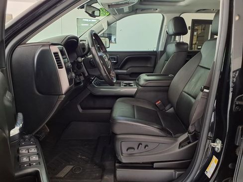 Used 2017 GMC Sierra 1500 SLT w/ All Terrain X Package AWD/4WD image 10