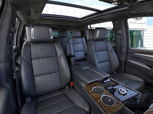 New 2026 Cadillac Escalade ESV Platinum Sport AWD/4WD image 16