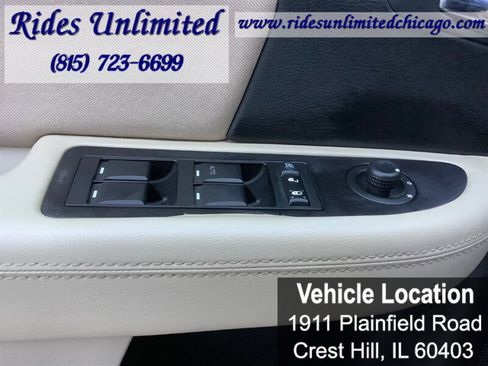 Used 2011 Chrysler 200 Touring image 15