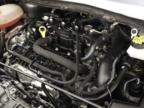 Used 2019 Ford Escape SEL image 11