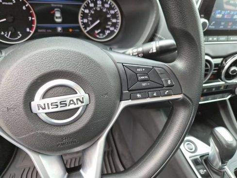 Used 2023 Nissan Sentra SV FWD image 19