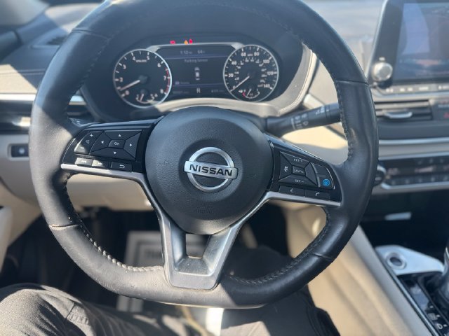 Used 2020 Nissan Altima 2.5 SV FWD image 34