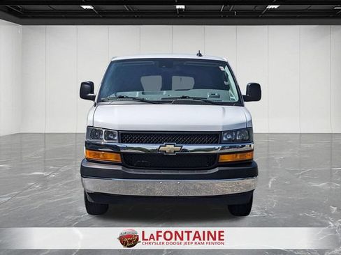 Used 2025 Chevrolet Express 3500 LT w/ LT Preferred Equipment Group RWD image 8