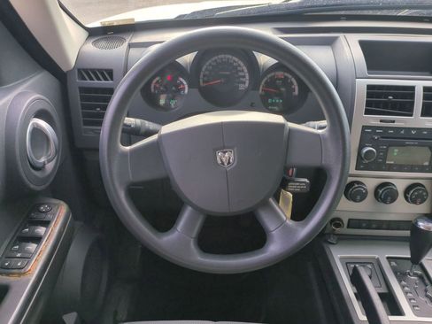 Used 2007 Dodge Nitro SXT image 22