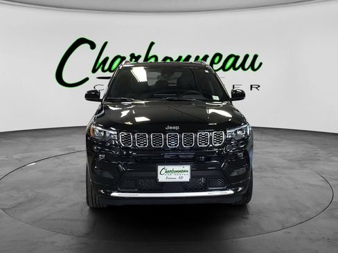 Used 2025 Jeep Compass Limited w/ Elite Group AWD/4WD image 8