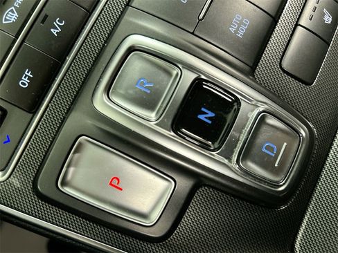 Used 2023 Hyundai Santa Fe SEL image 18