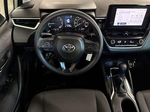 Used 2023 Toyota Corolla LE image 14