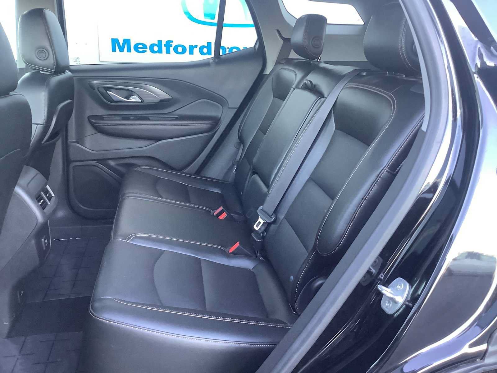 Used 2020 GMC Terrain SLT w/ Preferred Package AWD/4WD image 13
