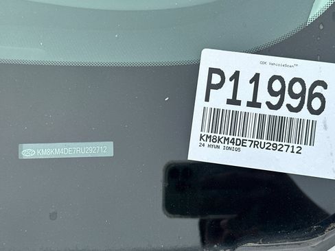 Used 2024 Hyundai Ioniq 5 SE RWD image 8