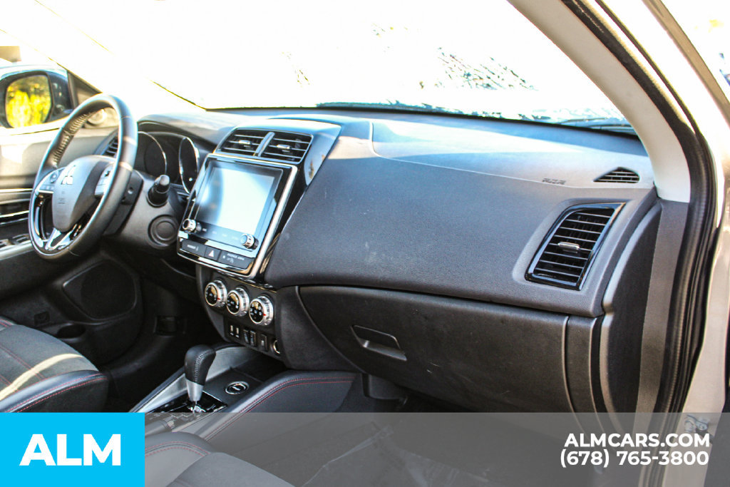 Used 2024 Mitsubishi Outlander Sport ES AWD/4WD image 21