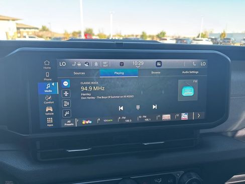 Used 2024 Jeep Wrangler Sport S image 27