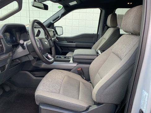 New 2025 Ford F150 XLT w/ Equipment Group 302A MID image 52