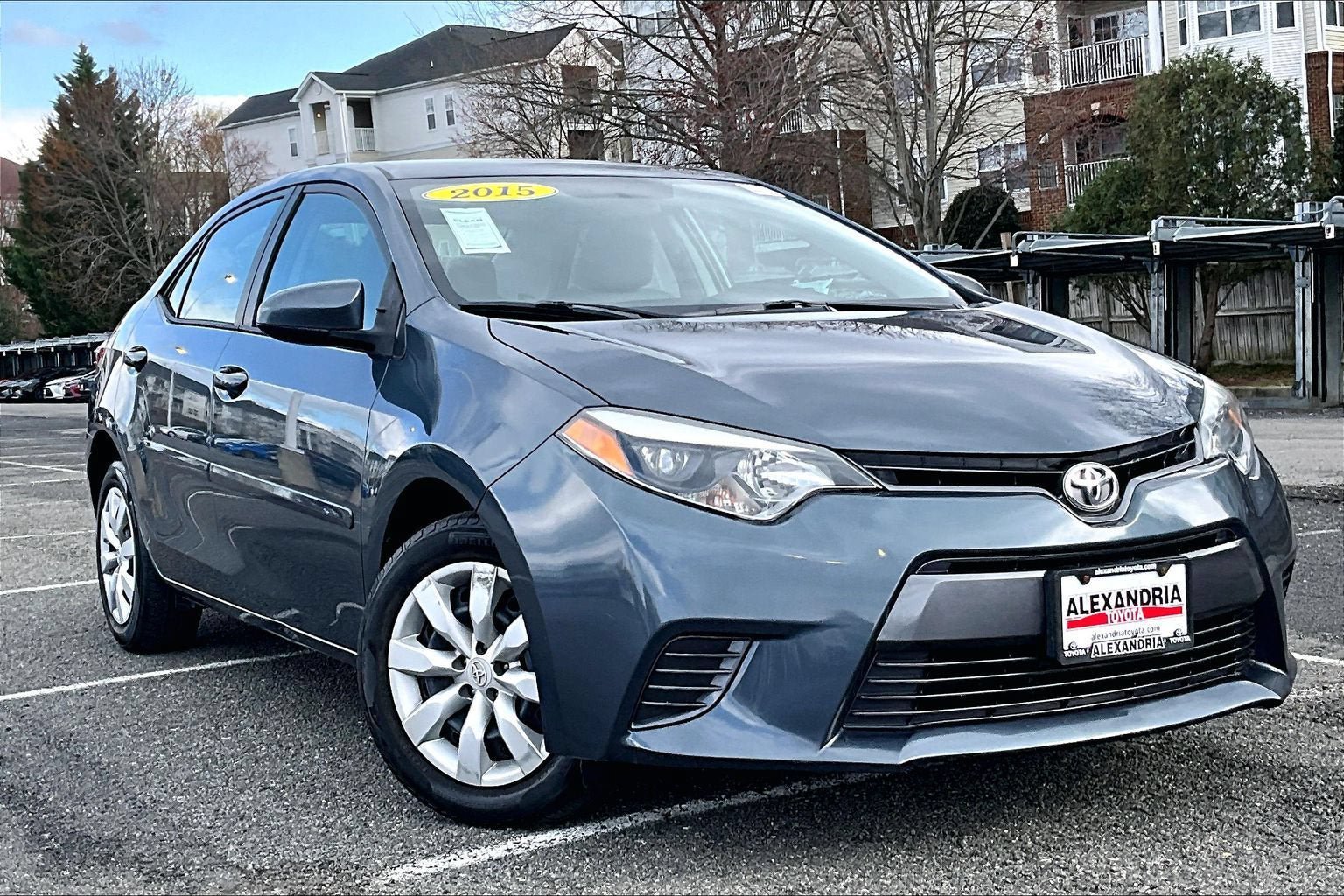 Used 2015 Toyota Corolla LE w/ Body Protection Package #1 FWD image 2