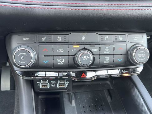 Used 2026 Dodge Durango GT AWD/4WD image 16