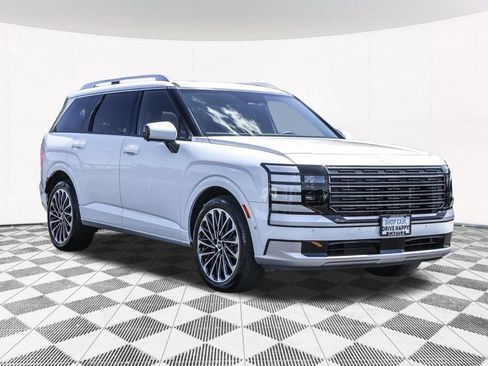 Certified 2026 Hyundai Palisade Calligraphy AWD/4WD image 12