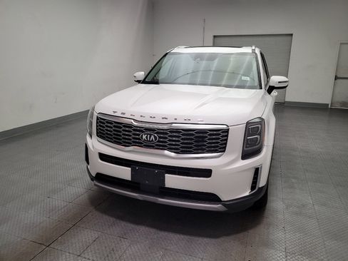 Used 2021 Kia Telluride EX w/ EX Premium Package FWD image 15