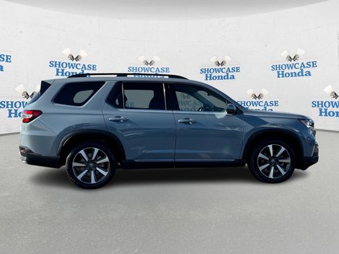 Used 2024 Honda Pilot Touring image 9