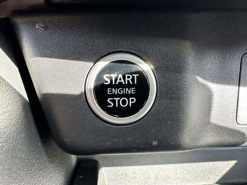 Used 2022 Nissan Rogue S AWD/4WD image 23