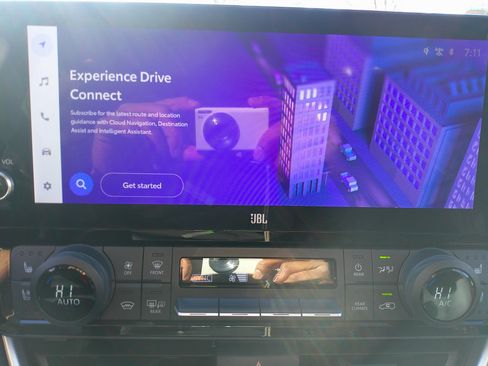 Used 2024 Toyota Grand Highlander Limited image 25