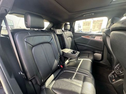 Used 2020 Lincoln Nautilus Reserve w/ Equipment Group 202A AWD/4WD image 26