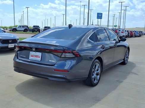 Used 2024 Honda Accord EX image 7