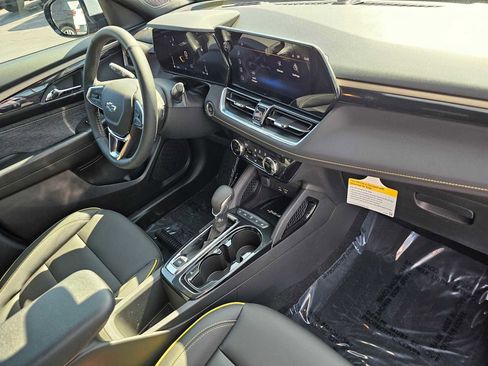 New 2025 Chevrolet TrailBlazer ACTIV w/ Convenience Package image 12