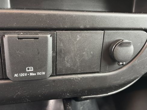 Used 2021 Chevrolet Express 2500 w/ Driver Convenience Package image 23