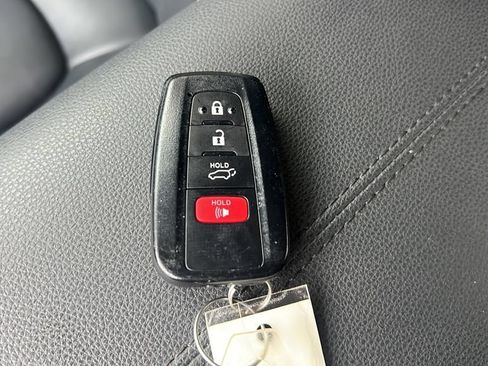 Used 2021 Toyota RAV4 XLE Premium FWD image 24