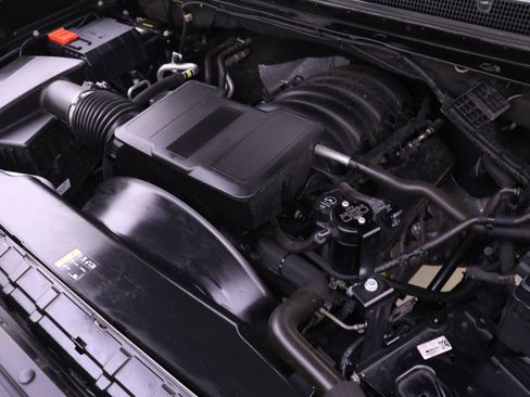 Used 2022 Chevrolet Silverado 2500 LT w/ Convenience Package image 16