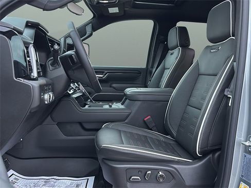 New 2026 GMC Sierra 2500 AT4X image 10