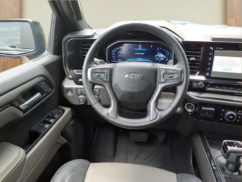 Certified 2025 Chevrolet Silverado 1500 ZR2 w/ Technology Package AWD/4WD image 24