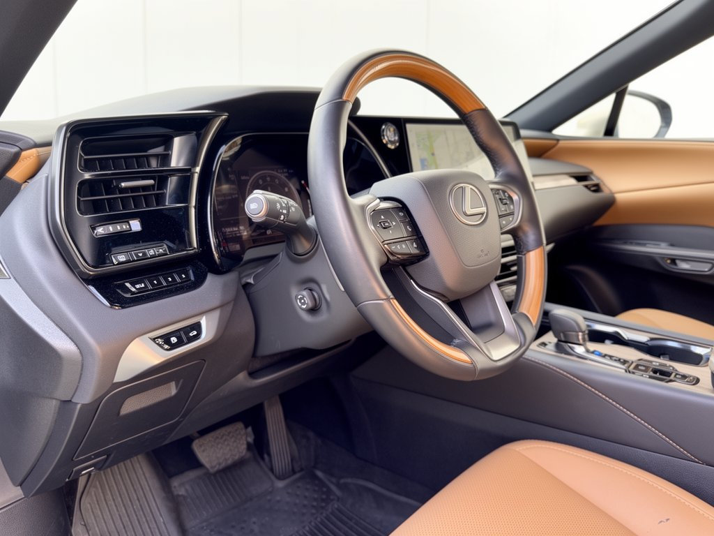 Used 2024 Lexus RX 350 Premium w/ Cold Area Package FWD image 4