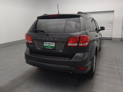 Used 2019 Dodge Journey SE FWD image 7