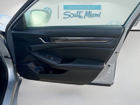 Used 2019 Honda Accord Sport image 32