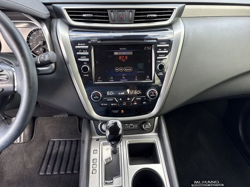 Used 2024 Nissan Murano SV w/ SV Midnight Edition Package image 27