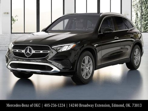 Used 2026 Mercedes-Benz GLC 300 4MATIC image 1